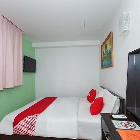 Super Oyo 90345 Tm Hotel Ampang  Ngoại thất bức ảnh